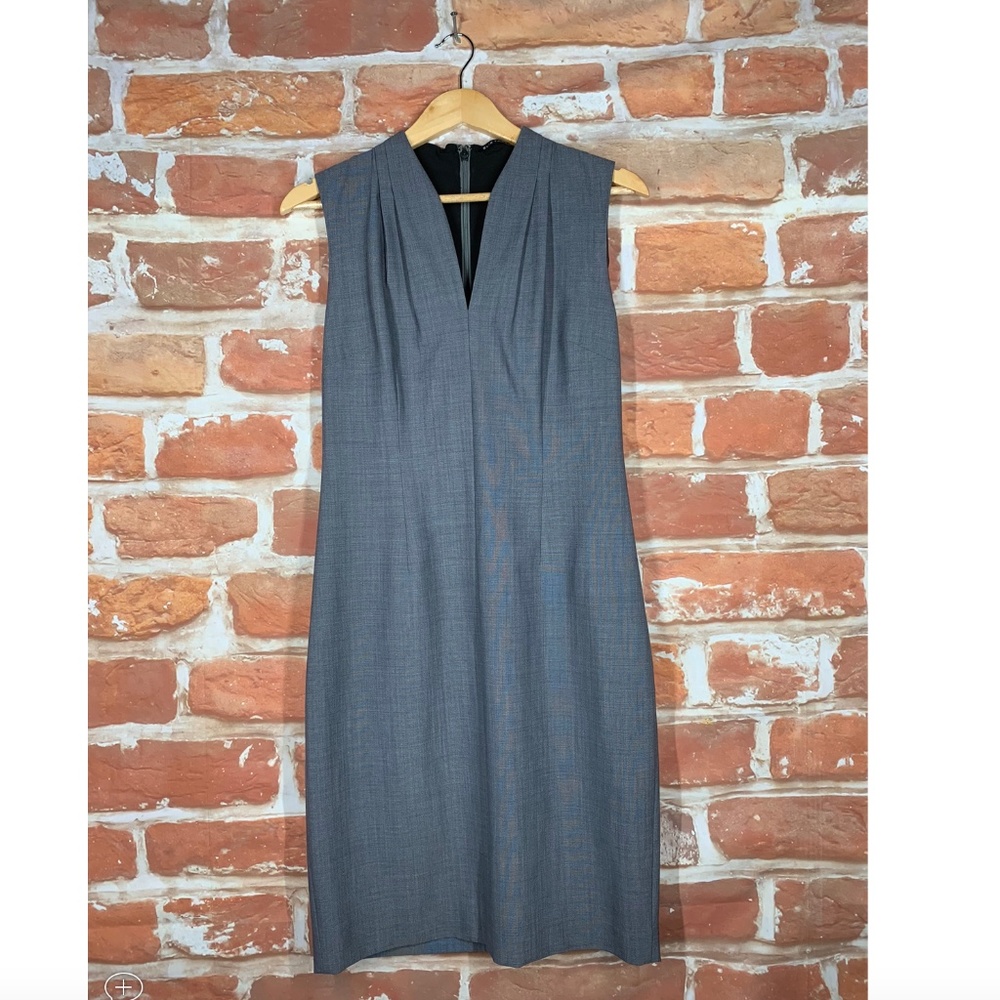 Elie Tahari Gray Work Executive Slimming Dresse